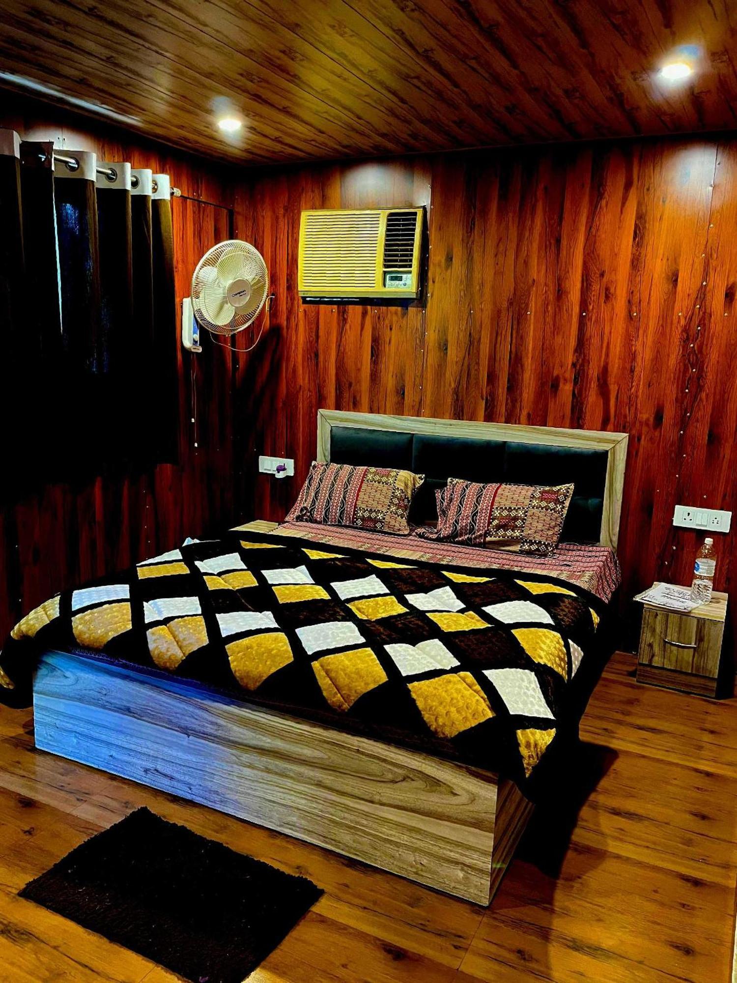 Hotel O Royal Tree Cafe And Resort Дехрадун Экстерьер фото